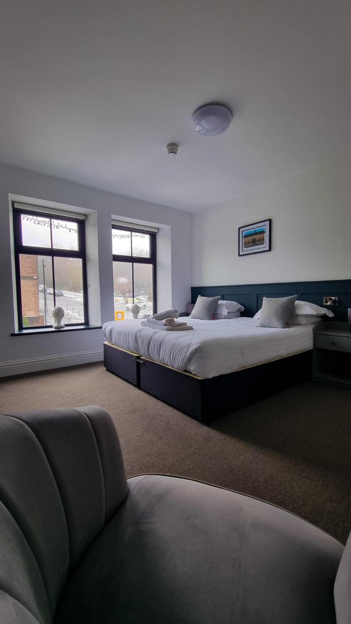 The Friendship Hotel Stocksbridge  Zewnętrze zdjęcie